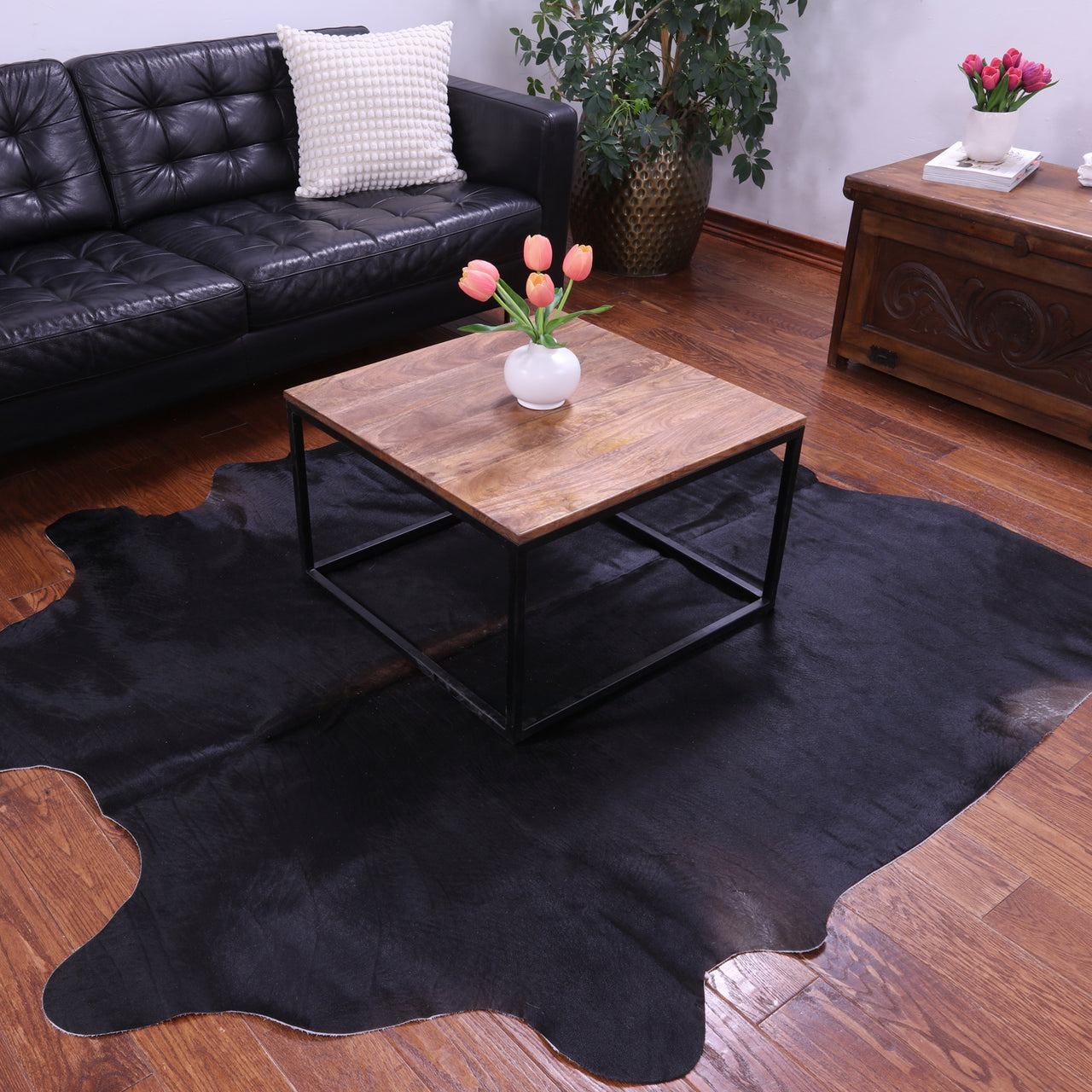 Black Natural Cowhide Rug