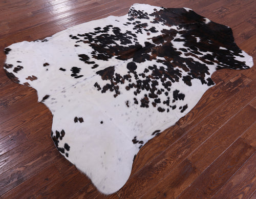 Tricolor Natural Cowhide Rug - X-Large 7'7