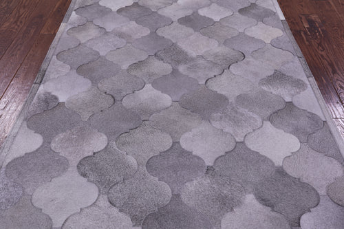 Lantern Tile Grey Patchwork Natural Cowhide Rug - 4' 10