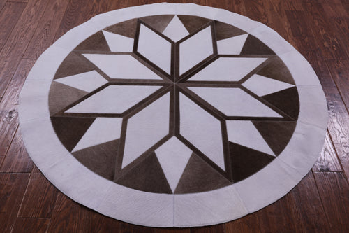Brown & White Round Patchwork Natural Cowhide Rug - 5' 0
