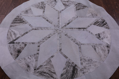 Brindle Round Patchwork Natural Cowhide Rug - 5' 0