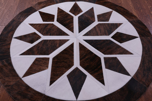 Brown & White Round Star Patchwork Natural Cowhide Rug - 5' 0
