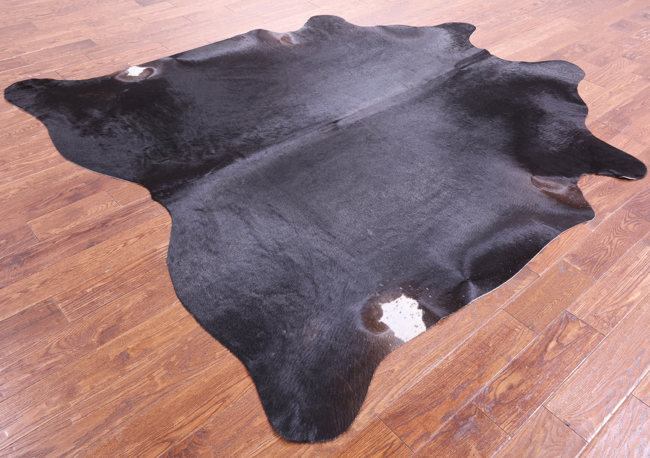 Black Natural Cowhide Rug - XX-Large 8' 0"H x 7' 5"W