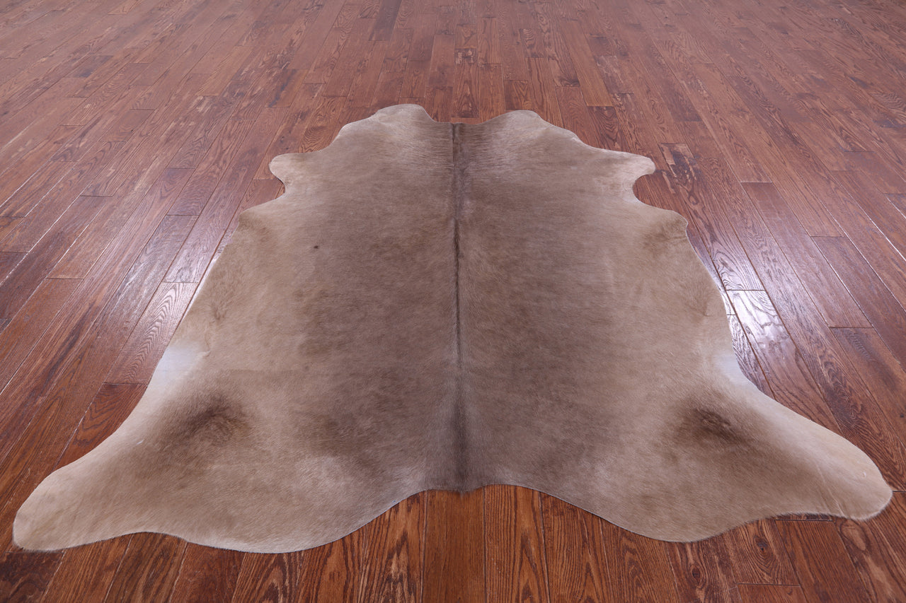 Champagne Natural Cowhide Rug - Large 6' 7"H x 6' 5"W