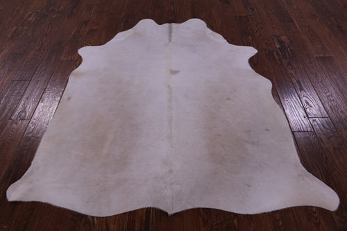 Beige Natural Cowhide Rug - Small 5' 7