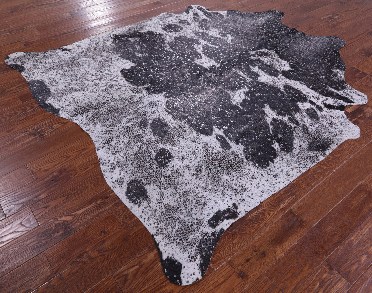 Leopard Animal Print Natural Cowhide Rug - X-Large 7'7"H x 7'0"W