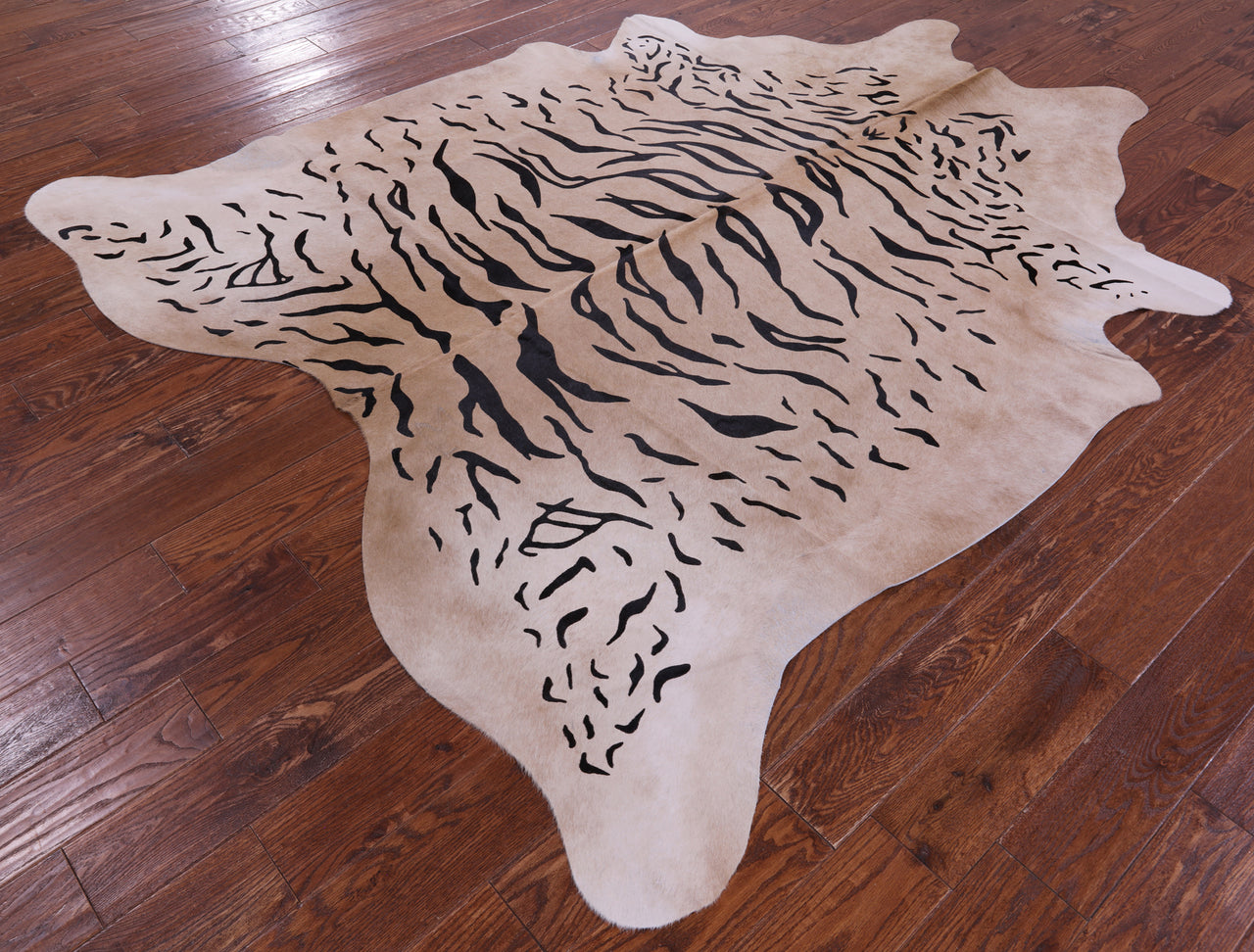 Tiger Animal Print Natural Cowhide Rug - XX-Large 7' 8"H x 6' 10"W