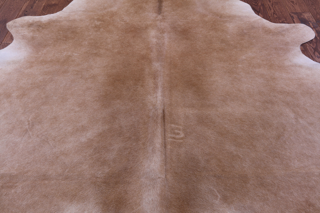 Light Brown Natural Cowhide Rug - X-Large 7' 3"H x 6' 4"W