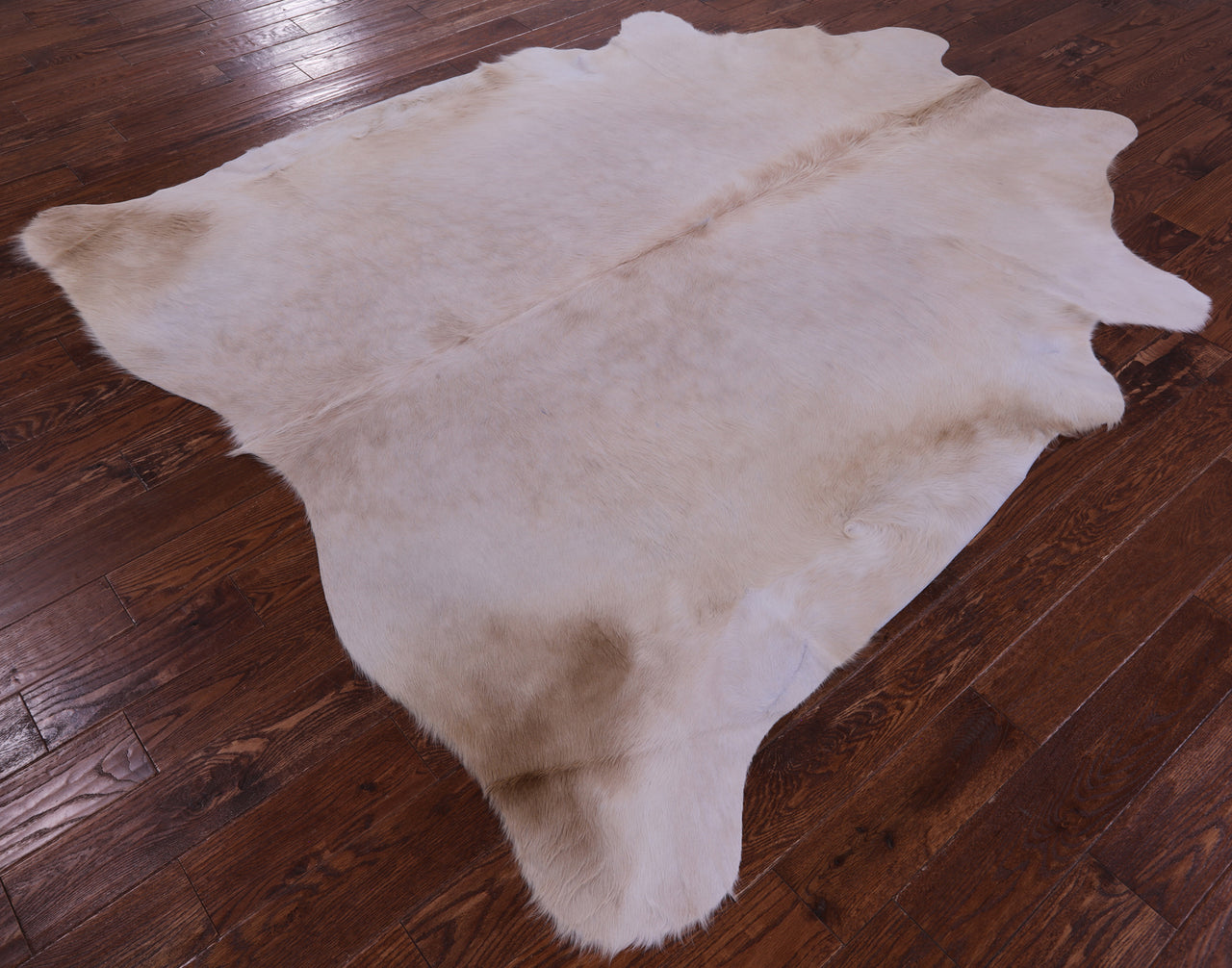 Beige Natural Cowhide Rug - XX-Large 8' 0"H x 7' 0"W