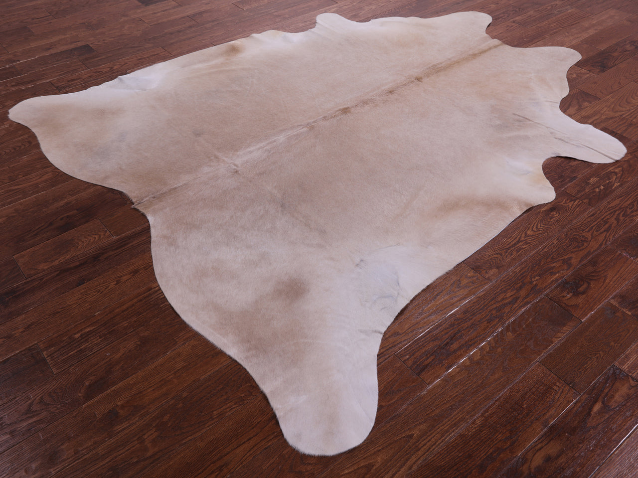 Beige Natural Cowhide Rug - XX-Large 7' 10"H x 6' 9"W