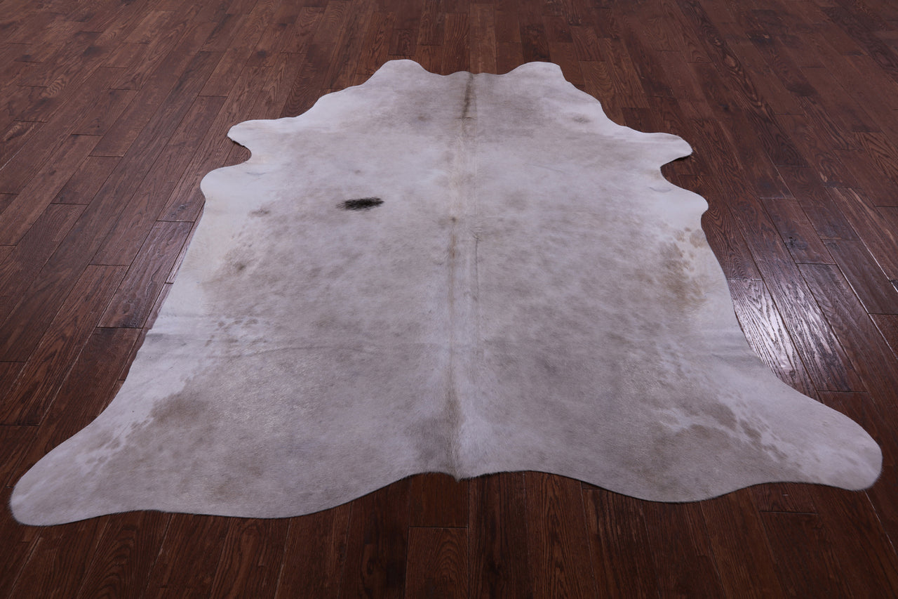 Beige Natural Cowhide Rug - X-Large 7' 6"H x 6' 4"W