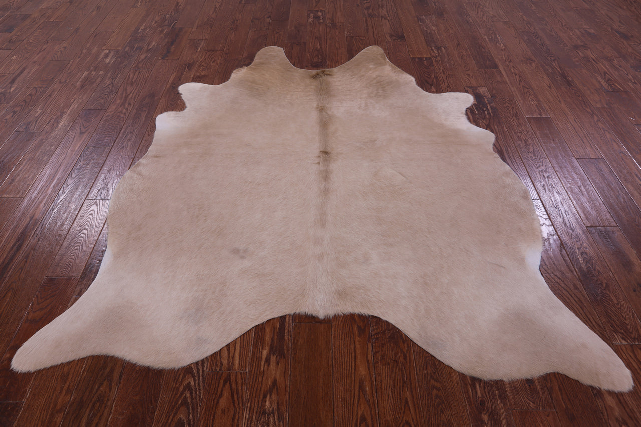 Light Brown Natural Cowhide Rug - X-Large 7' 1"H x 6' 1"W