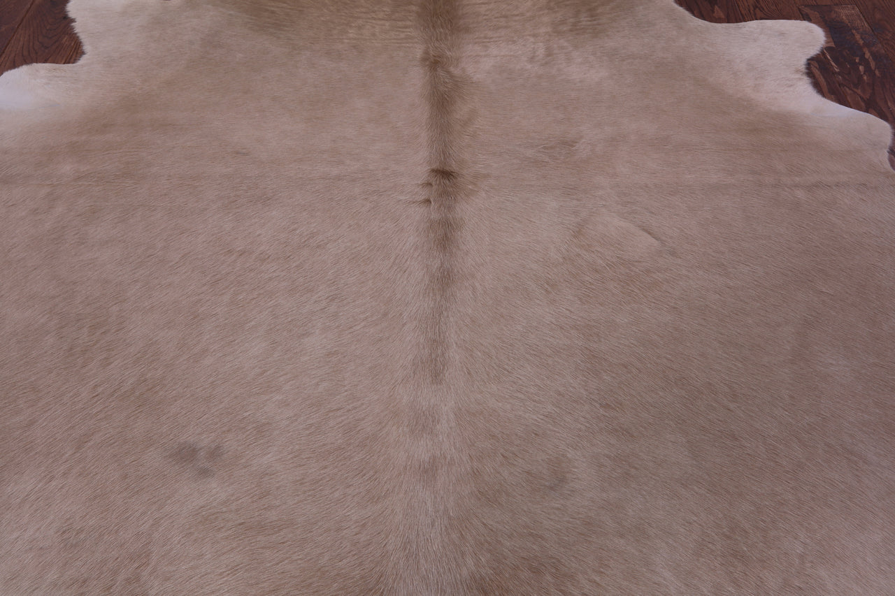 Light Brown Natural Cowhide Rug - X-Large 7' 1"H x 6' 1"W