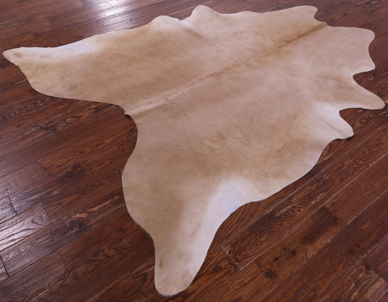 Beige Natural Cowhide Rug - X-Large 7' 6"H x 6' 8"W