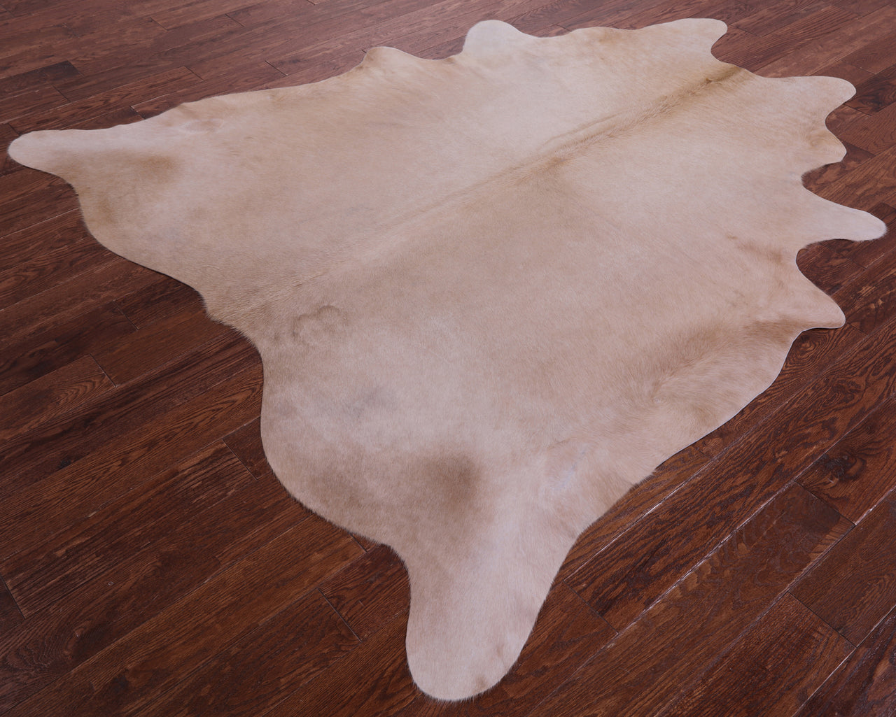 Beige Natural Cowhide Rug - X-Large 7' 5"H x 6' 7"W