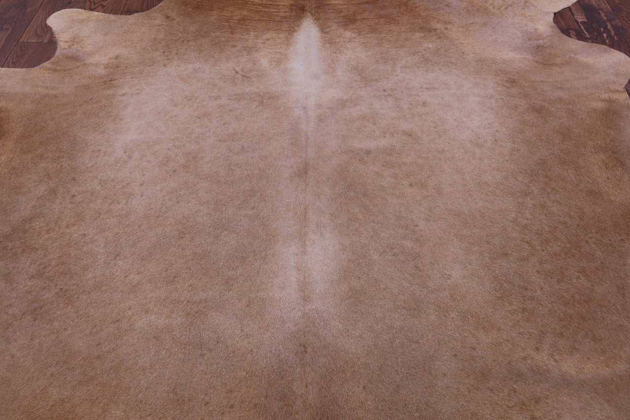 Light Brown Natural Cowhide Rug - X-Large 7' 6"H x 6' 0"W