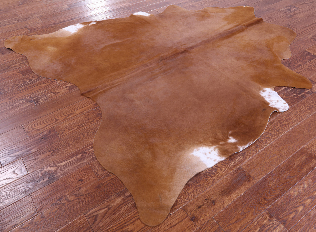 Brown Natural Cowhide Rug - XX-Large 8' 0"H x 7' 0"W