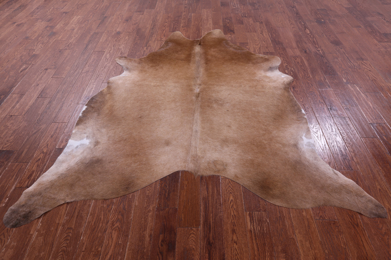 Light Brown Natural Cowhide Rug - XX-Large 7' 10"H x 7' 0"W