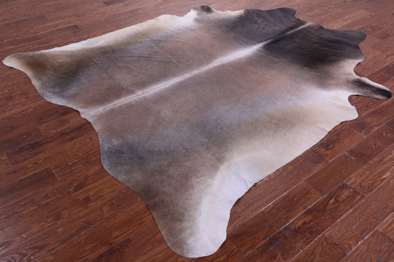 Brown Natural Cowhide Rug - XX-Large 8' 8"H x 7' 7"W