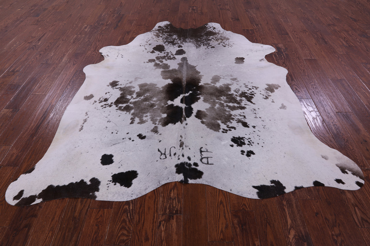 Brown Salt & Pepper Natural Cowhide Rug - XX-Large 7' 7"H x 6' 10"W