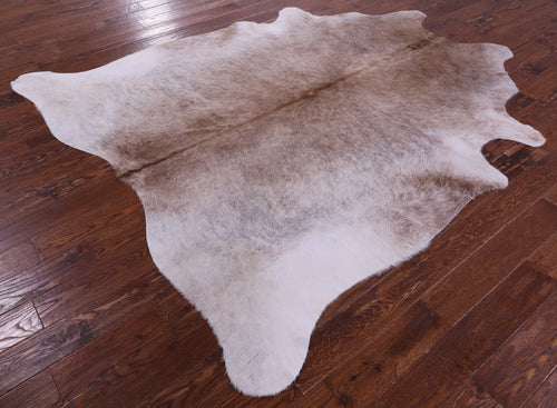 Light Brown Natural Cowhide Rug - XX-Large 8' 0