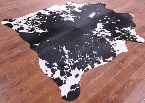 Black Salt & Pepper Natural Cowhide Rug - XX-Large 7' 7