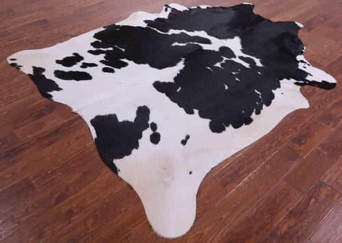 Black & White Natural Cowhide Rug - XX-Large 7' 9