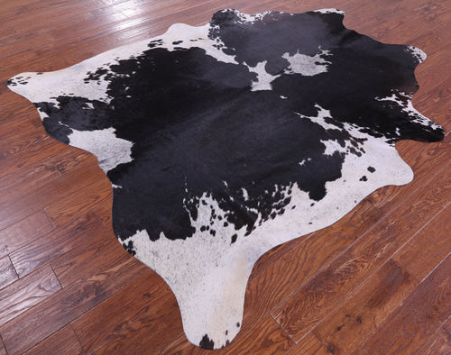 Black Salt & Pepper Natural Cowhide Rug - X-Large 7' 2