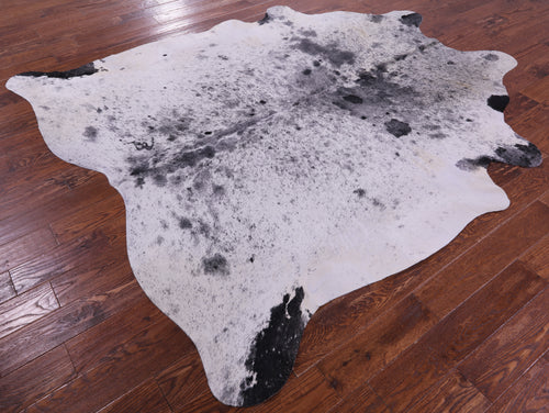Black Salt & Pepper Natural Cowhide Rug - XX-Large 8' 2