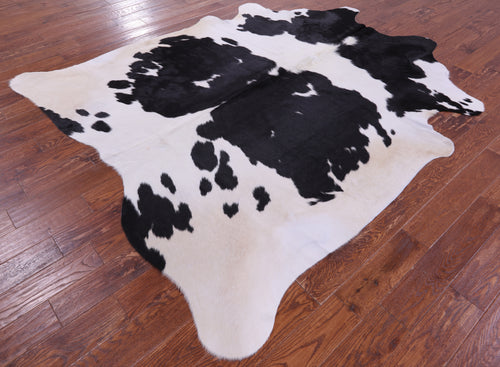Black & White Natural Cowhide Rug - XX-Large 8' 2