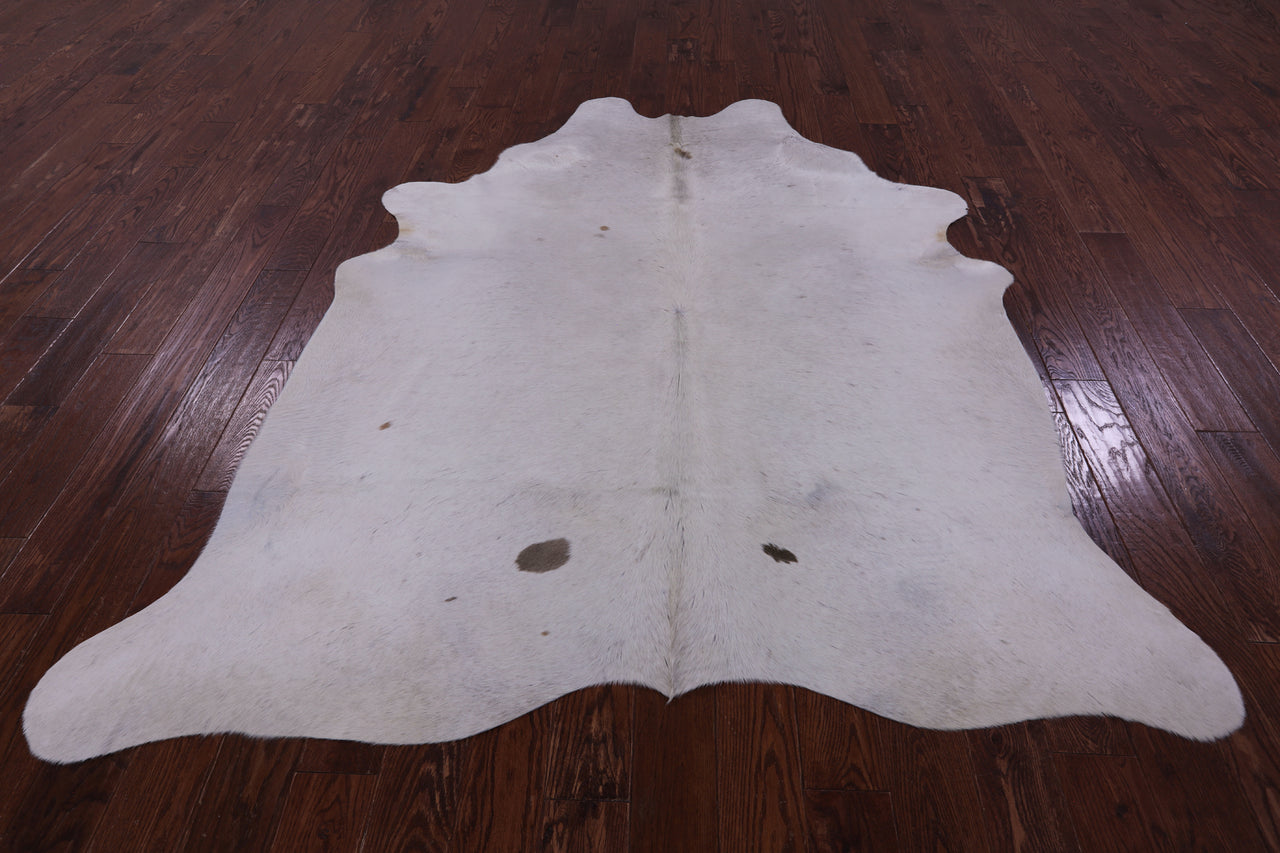 White Natural Cowhide Rug - XX-Large 7' 7"H x 6' 4"W