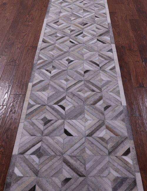 Grey & White Patchwork Natural Cowhide Rug - 2' 6
