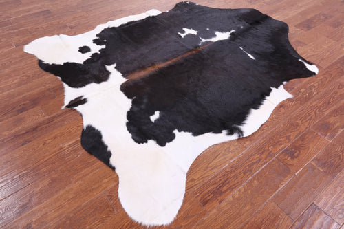 Black & White Natural Cowhide Rug - Large 6'11