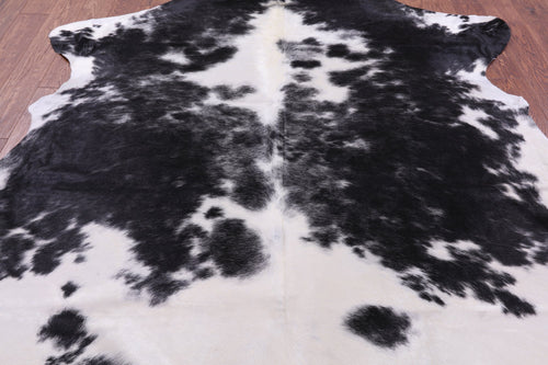 Black & White Natural Cowhide Rug - X-Large 7'7