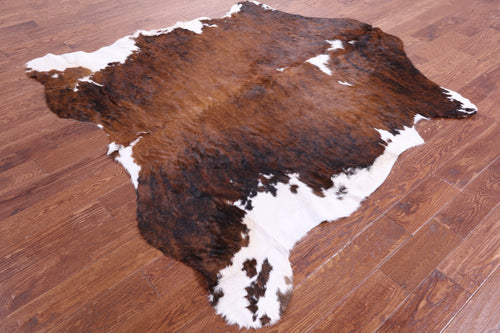 Brindle Natural Cowhide Rug - Large 6'5