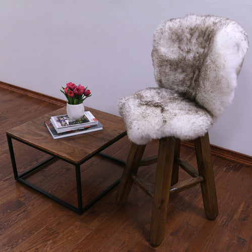 100% Natural New Zealand Sheepskin Wolf 2' 0