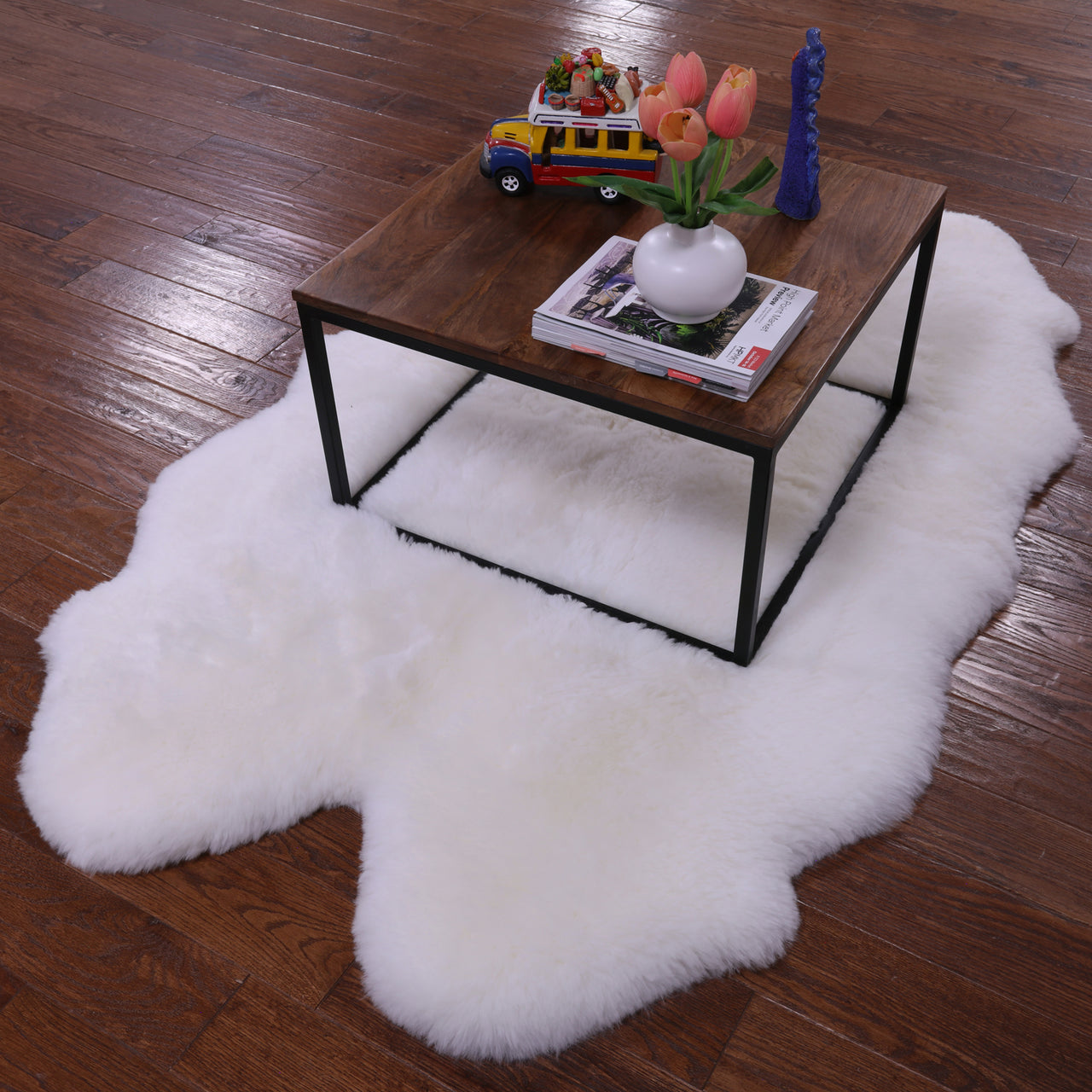 100% Natural New Zealand Sheepskin Ivory 4' 0" x 6' 0"