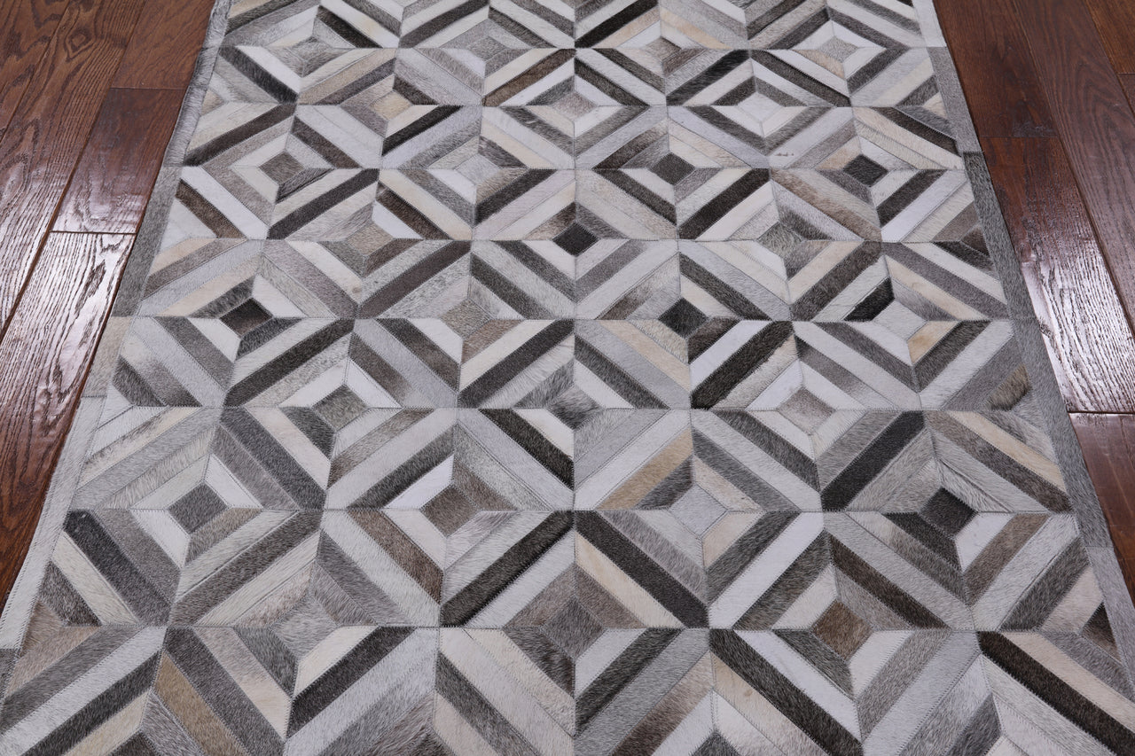 Grey Patchwork Cowhide Rug - 4' 0" x 6' 0"