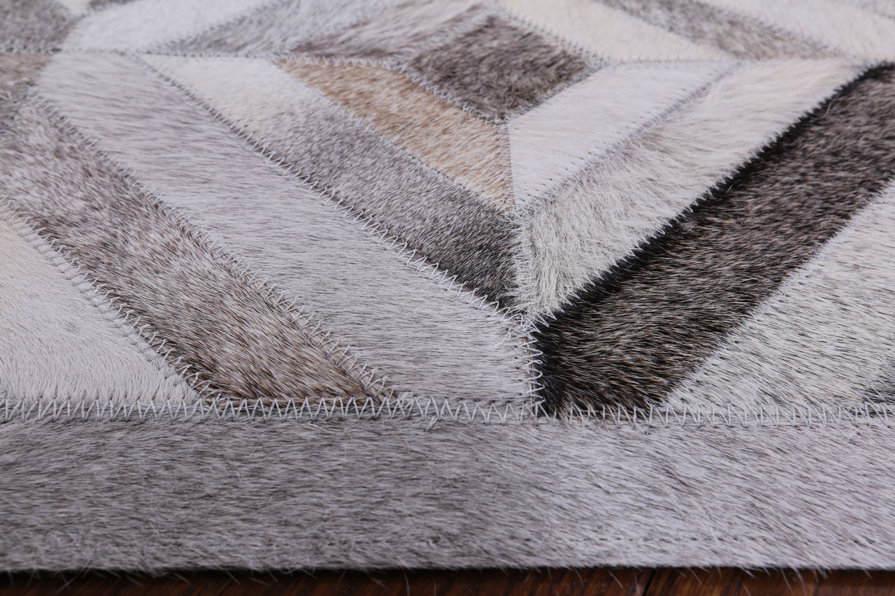 Grey Patchwork Cowhide Rug - 4' 0" x 6' 0"