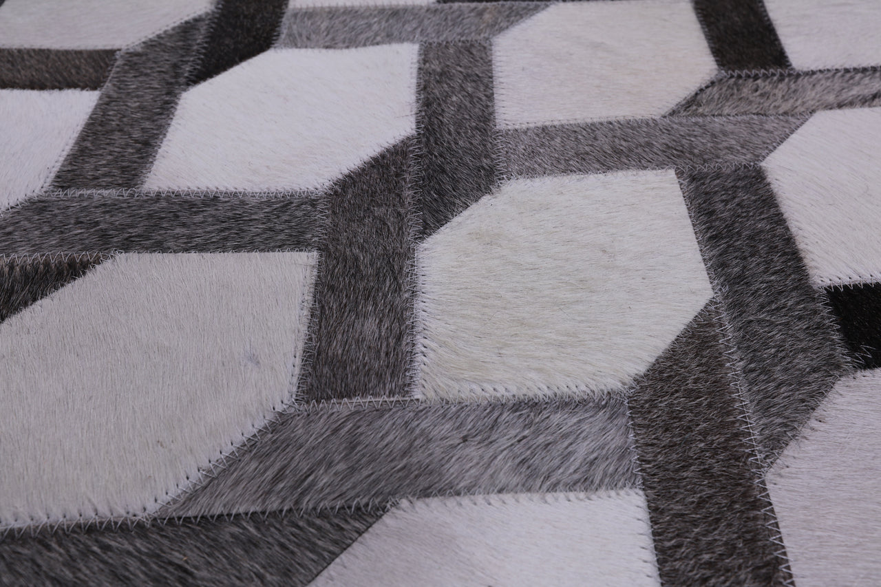 Grey & White Patchwork Cowhide Rug - 6' 0" x 9' 0"