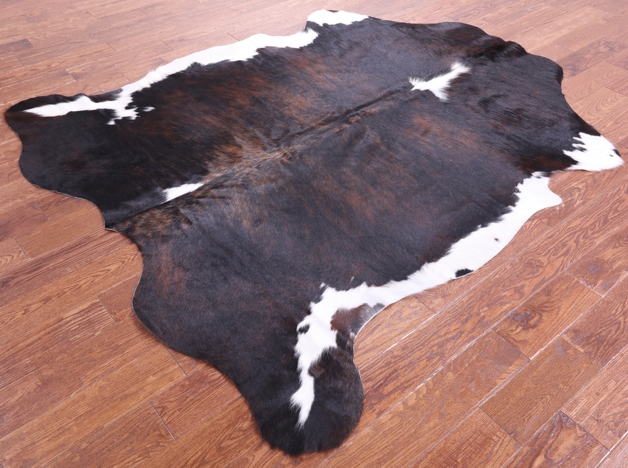 Tricolor Natural Cowhide Rug - XLarge 7'0"H x 6'2"W