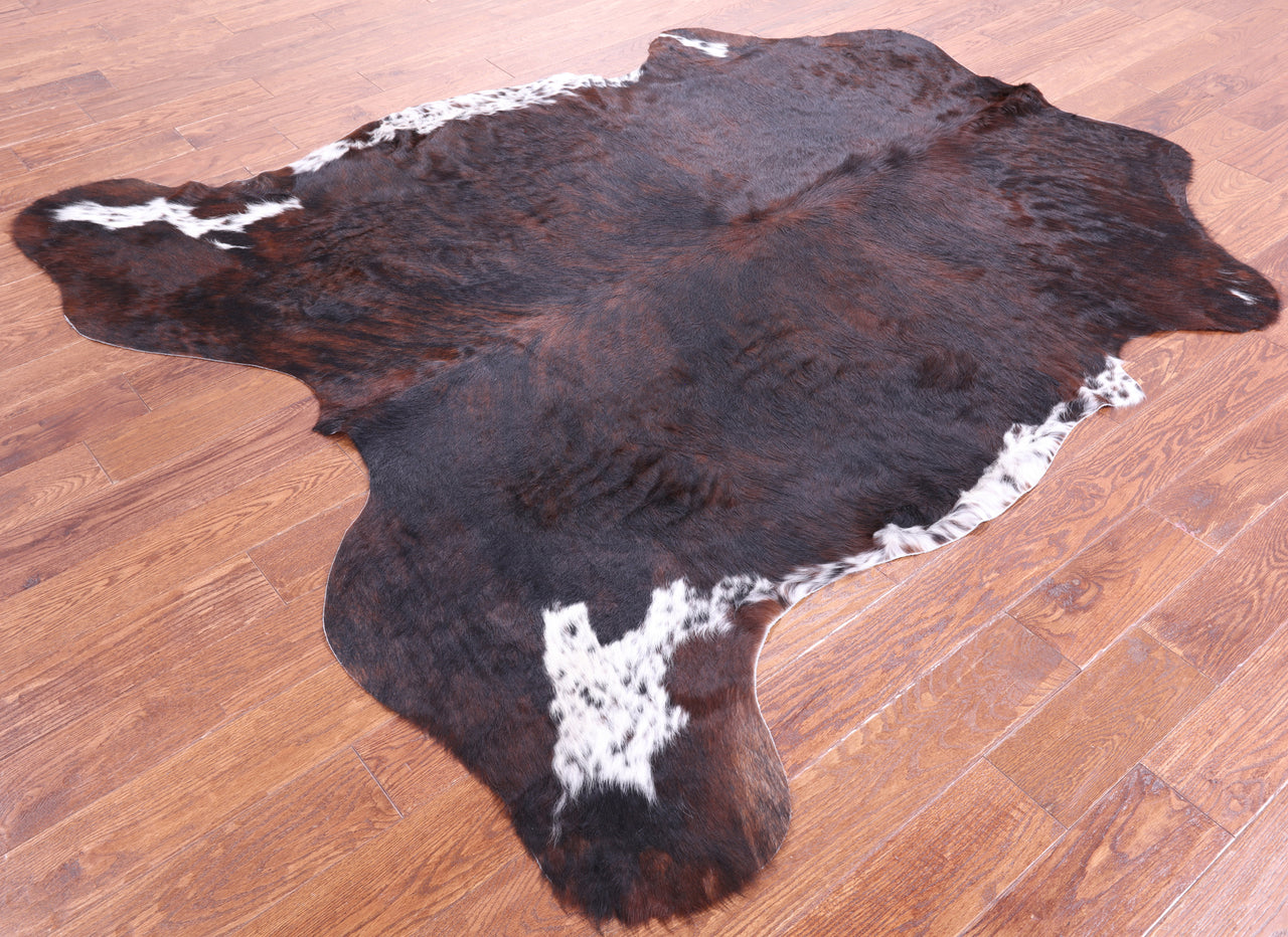 Brindle Brown Natural Cowhide Rug - XLarge 7'1"H x 6'7"W