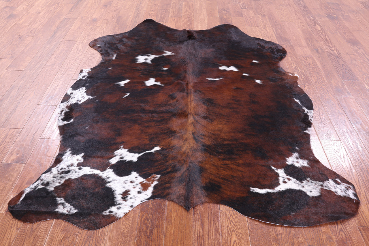 Tricolor Natural Cowhide Rug - XLarge 7'0"H x 5'7"W