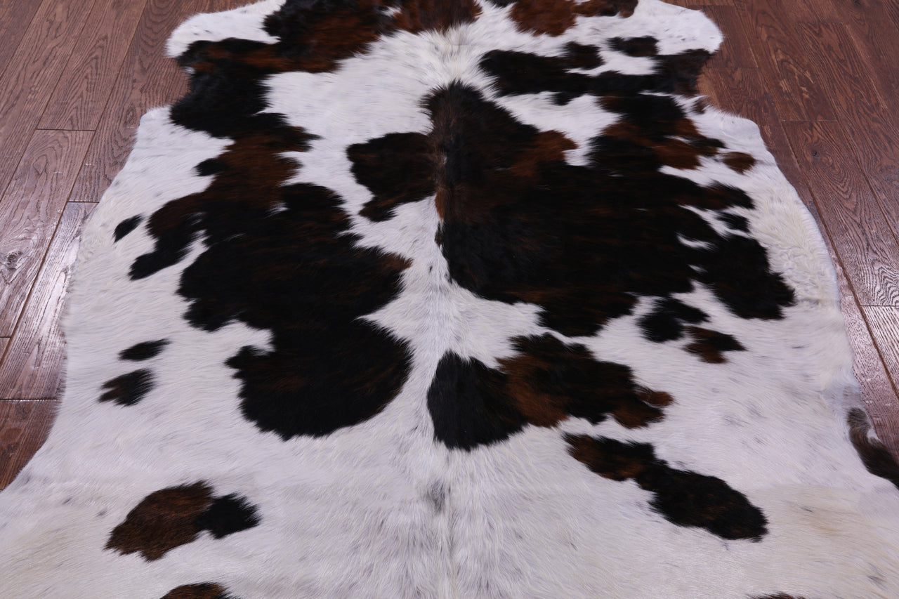 Tricolor Natural Cowhide Rug - XLarge 7'0"H x 5'8"W
