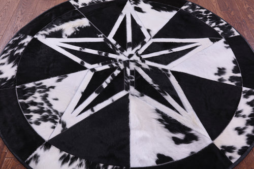Black & White Round Star Patchwork Natural Cowhide Rug - 4' 9