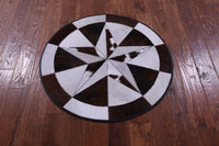 Thumbnail for Brown & White Round Star Patchwork Cowhide Rug - 3' 2