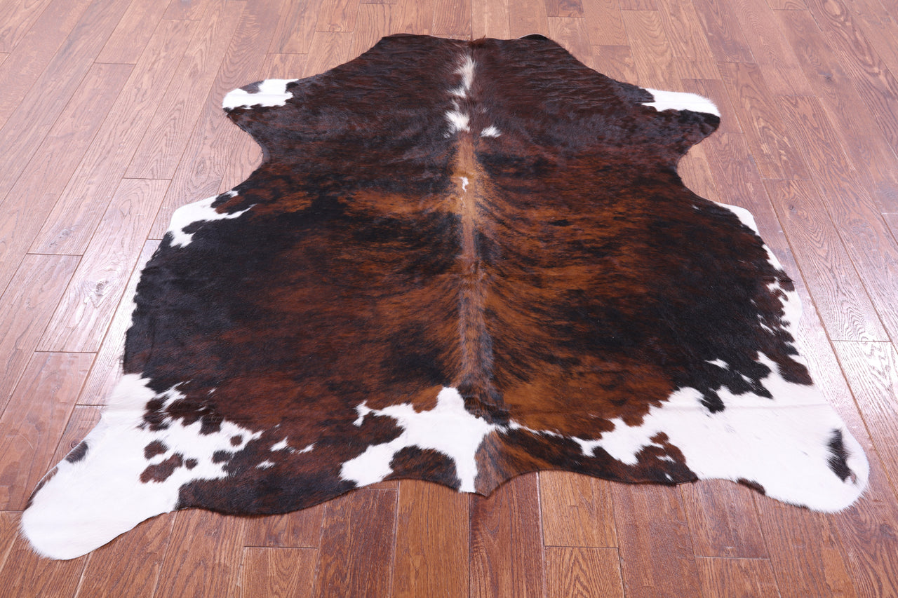 Brindle Natural Cowhide Rug - Medium 5'11"H x 5'0"W