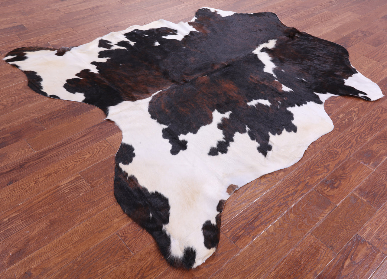 Tricolor Natural Cowhide Rug - XLarge 7'2"H x 6'8"W