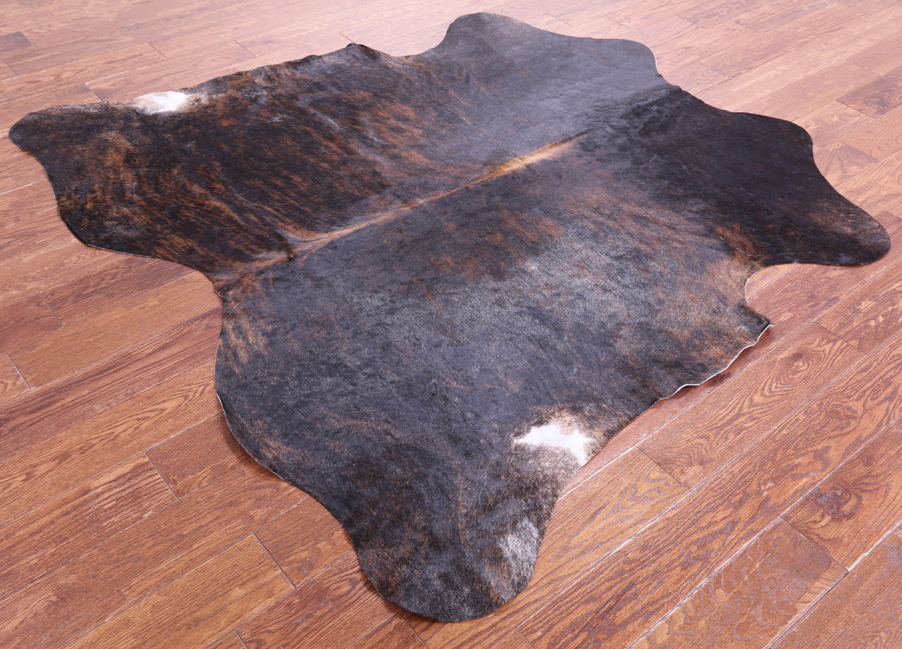 Brindle Brown Natural Cowhide Rug - Medium 5'11"H x 5'11"W