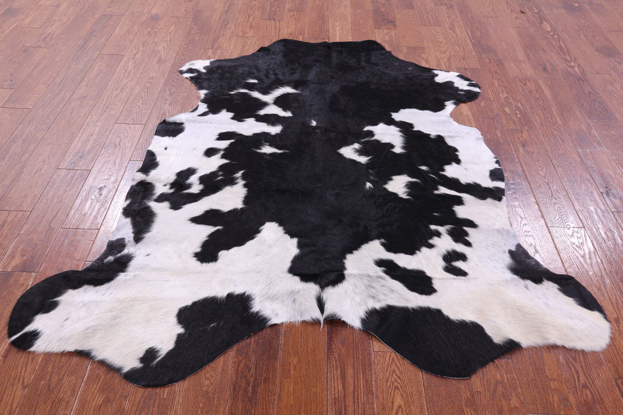 Black & White Natural Cowhide Rug - Medium 6'0"H x 5'8"W